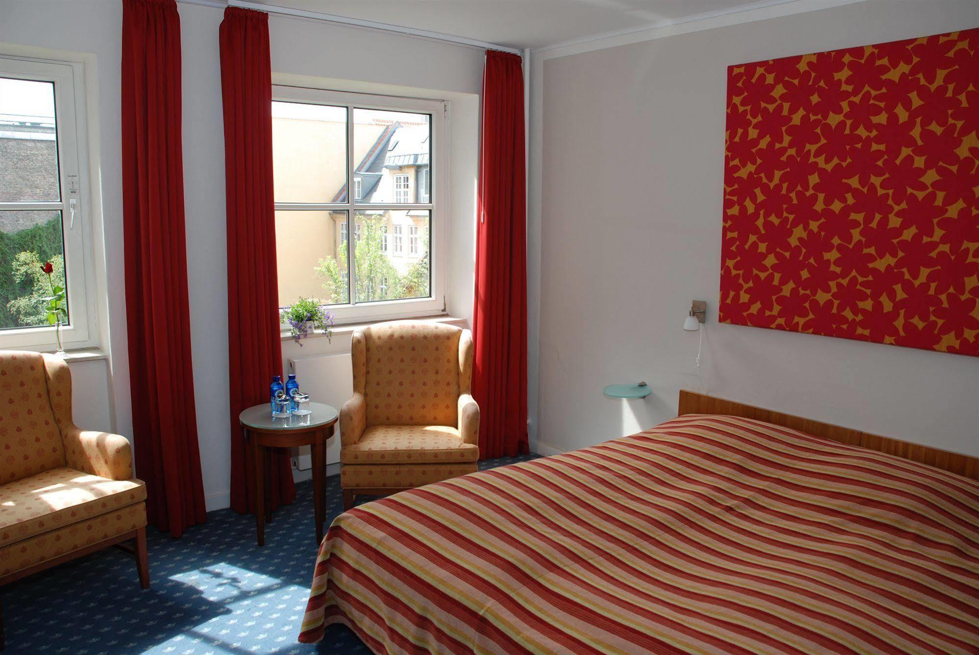 Hotell Petra